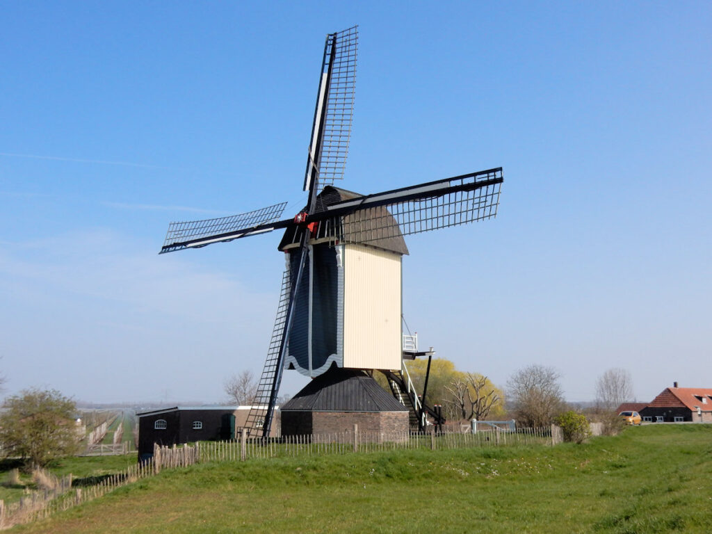 Standerdmolen Batenburg