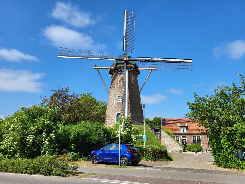 Geldermalsen - Molen De Bouwing 